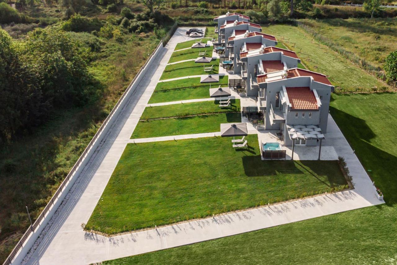 V Luxury Apartments Posidi Εξωτερικό φωτογραφία