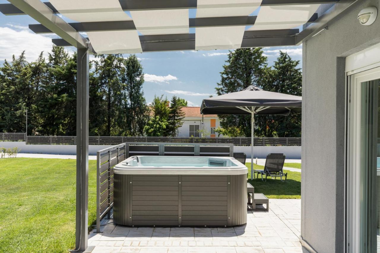 V Luxury Apartments Posidi Εξωτερικό φωτογραφία