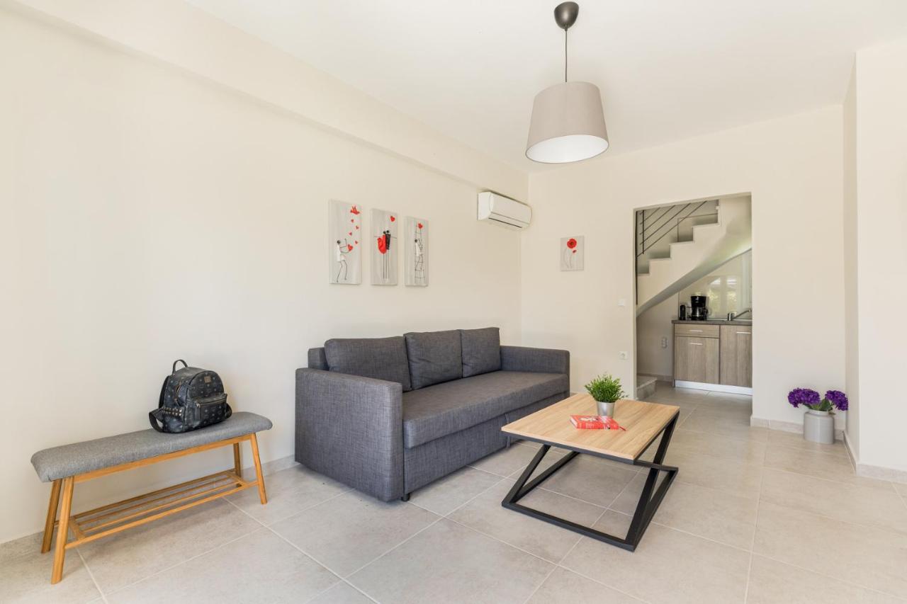 V Luxury Apartments Posidi Εξωτερικό φωτογραφία