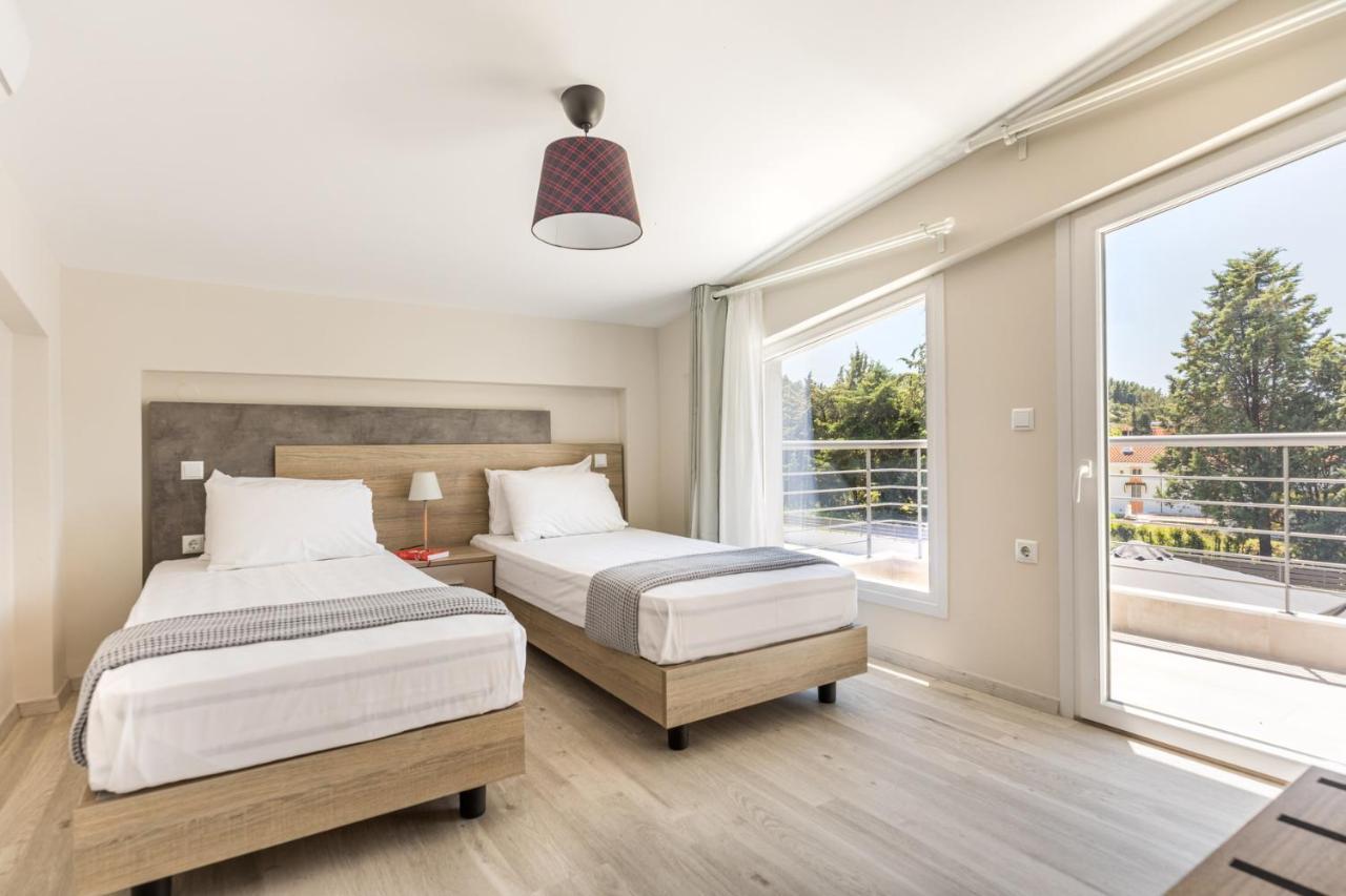 V Luxury Apartments Posidi Εξωτερικό φωτογραφία