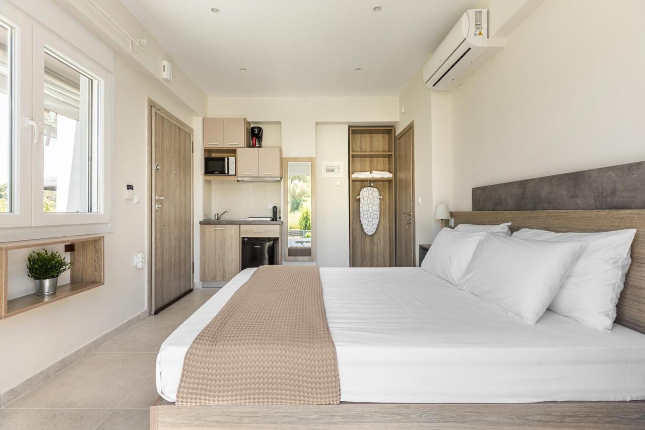 V Luxury Apartments Posidi Εξωτερικό φωτογραφία