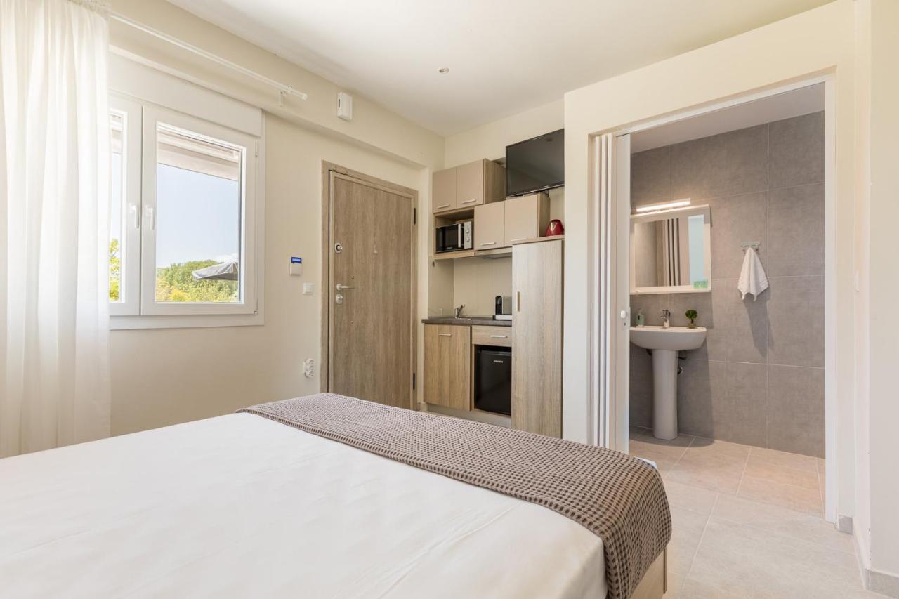V Luxury Apartments Posidi Εξωτερικό φωτογραφία